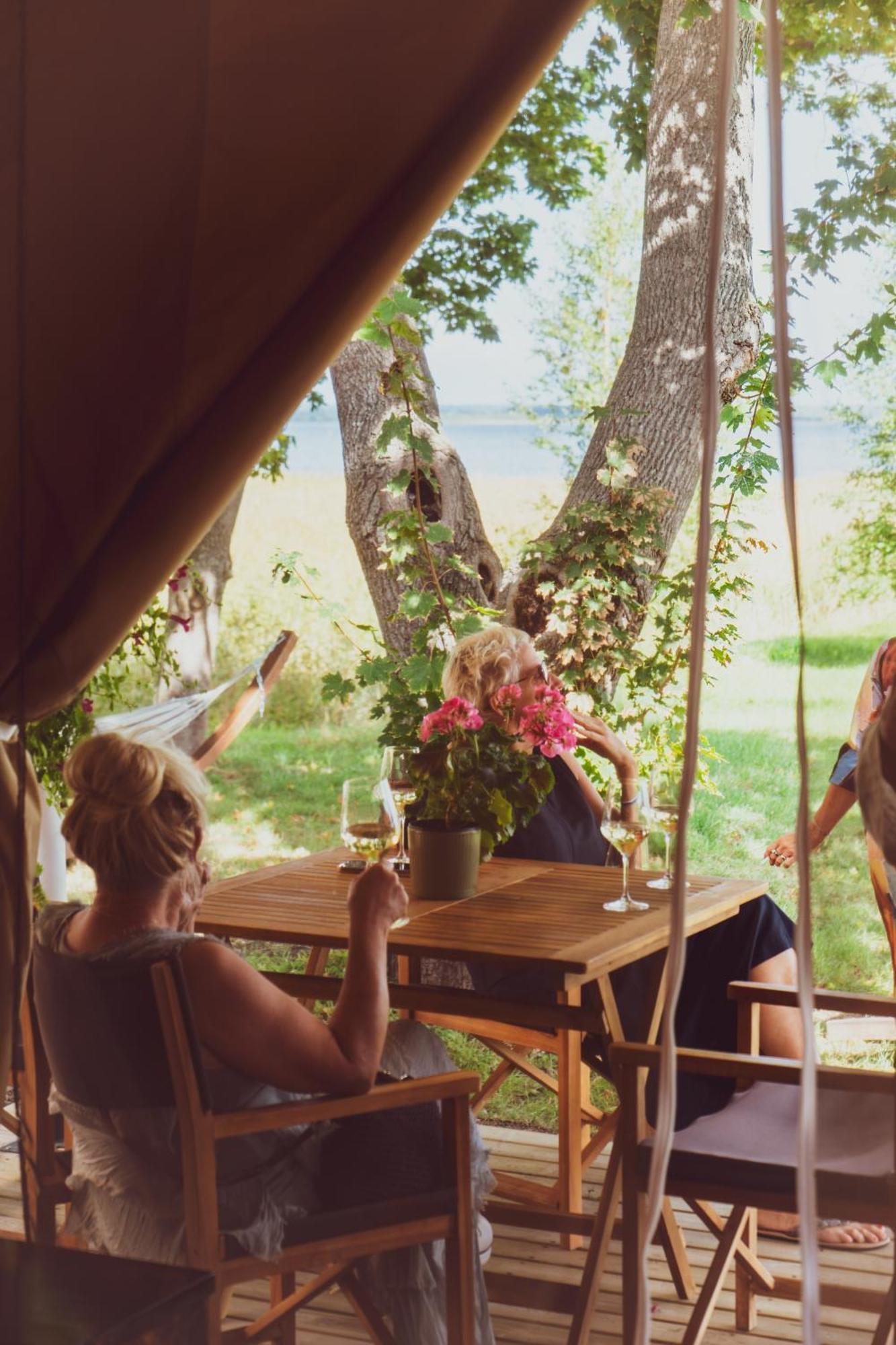 Mia Glamping Otel Orissaare Dış mekan fotoğraf